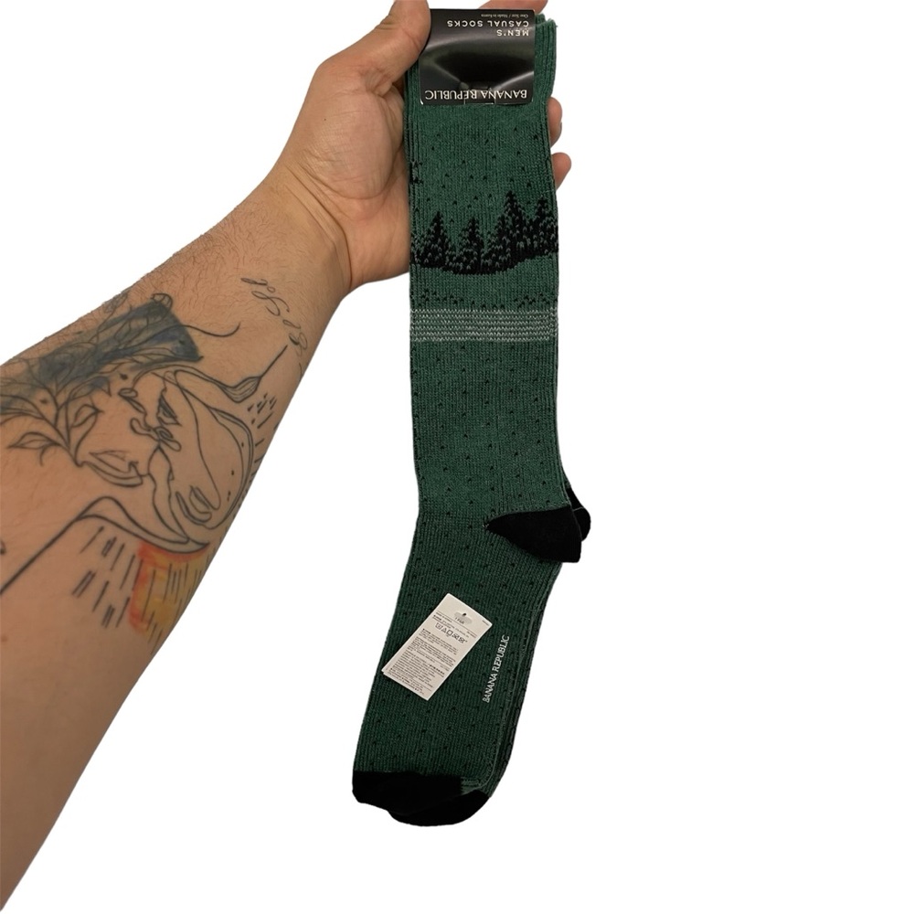 Banana Republic wooded scenery socks